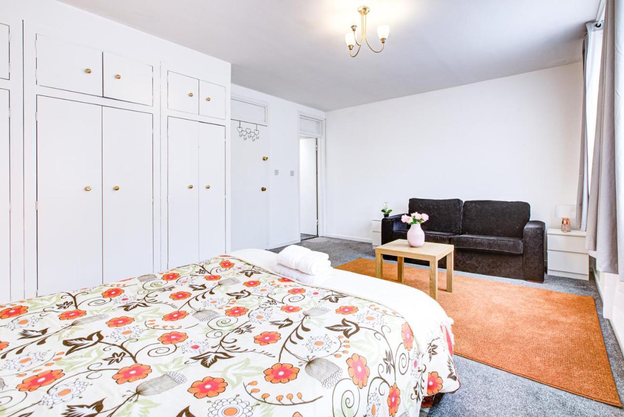 Gorgeous 4 Bedrooms, 5-baths House In Near Edgware Road, Oxford Street, Hyde Park Apartment *