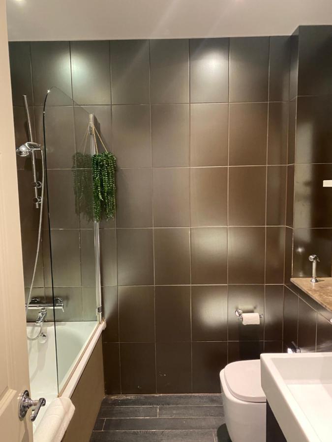 Apartamento Beautiful Modern Studio In High Street Kensington Londres