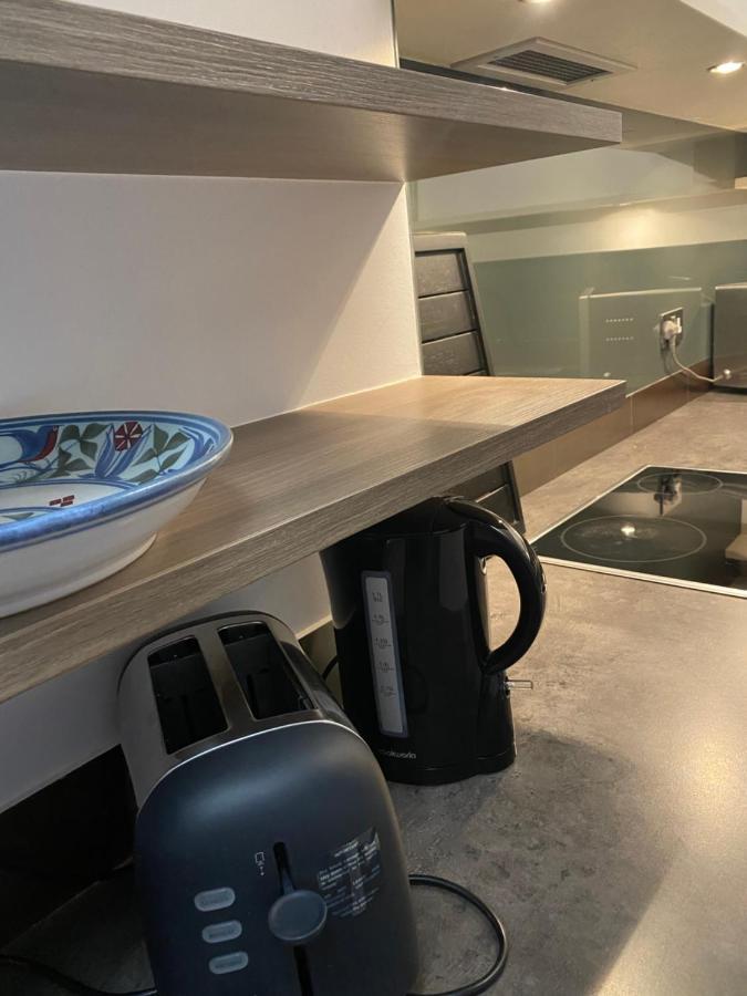 Beautiful Modern Studio In High Street Kensington Apartamento *