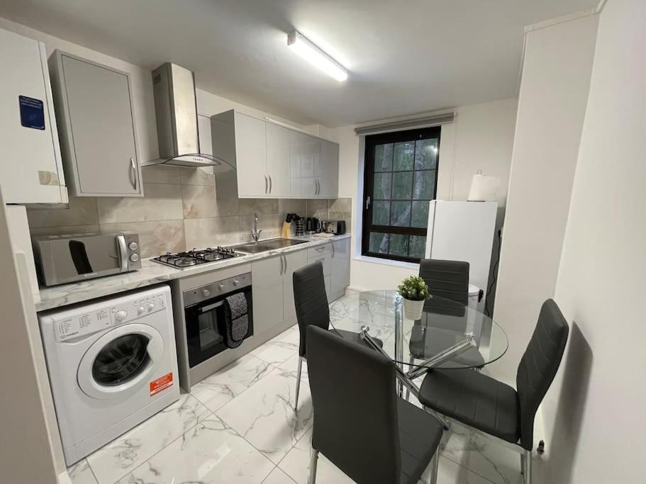 Apartment Lovely 2 Bedroom Available In Shoreditch *