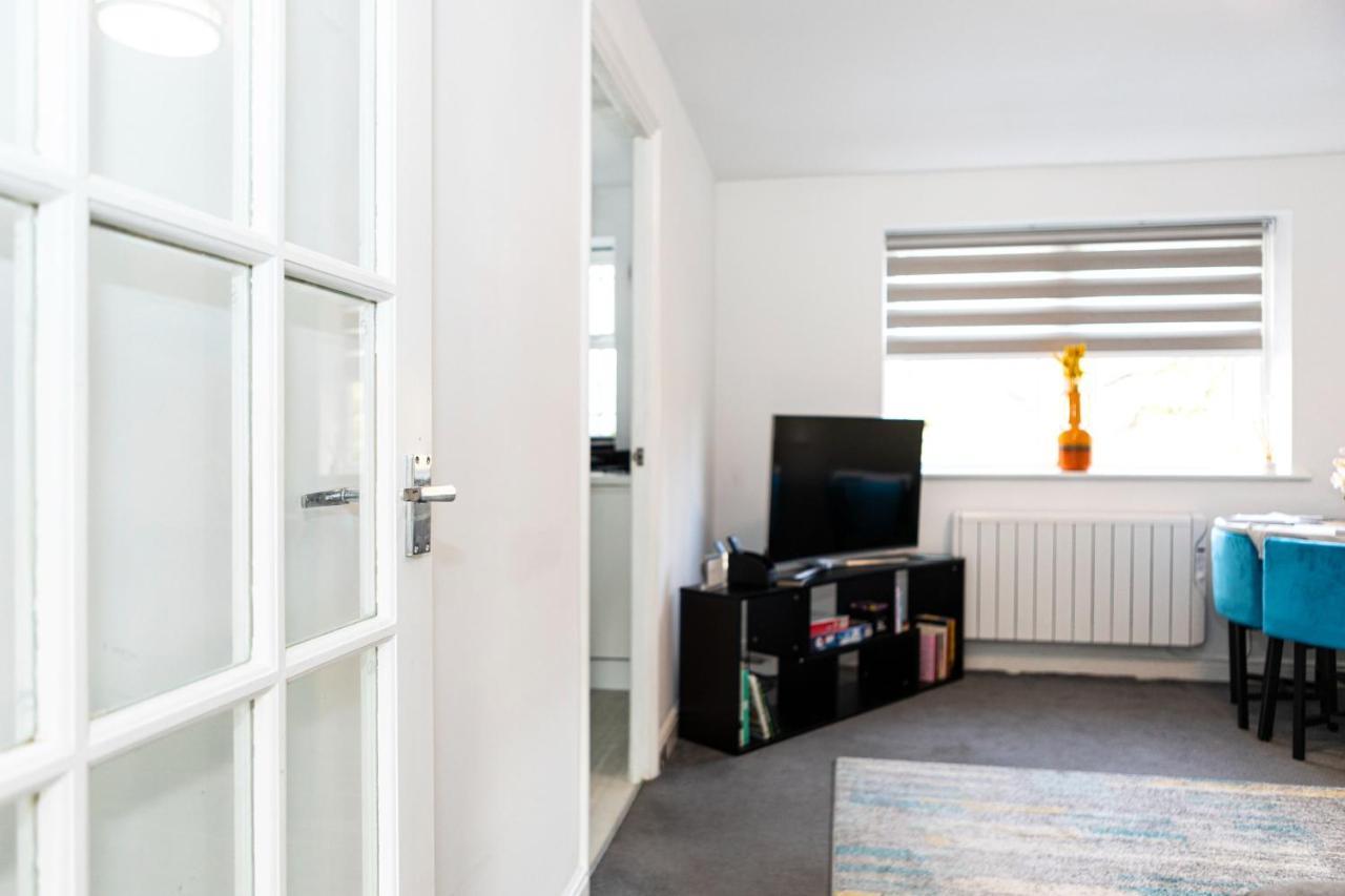 Apartment Pass The Keys - Modern Flat In South