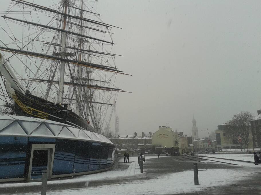 Naval In The Heart Of Royal Greenwich Holiday home London