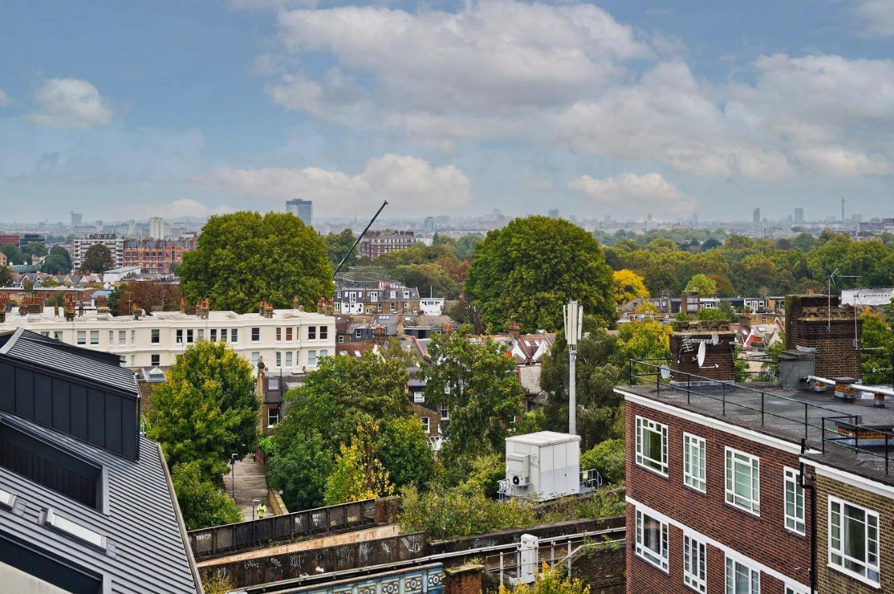 Apartment Superb With Terrace Near The River In Putney By Underthedoormat