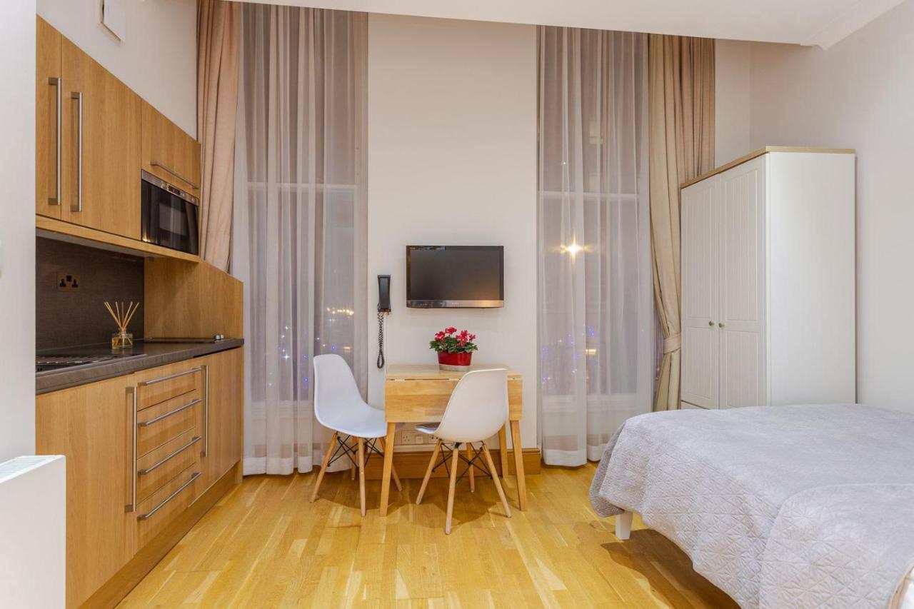 Apartment Cleveland Residences Russell Square *