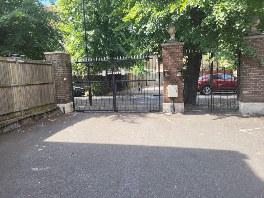 Lovely 2 Double Bed Aptmnt In Historic Greenwich Apartment