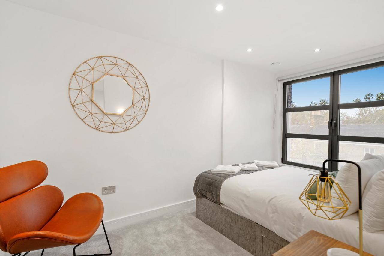 Executive 1 & 2 Bed In Heart Of Free Wifi By Aparts Apartamento *