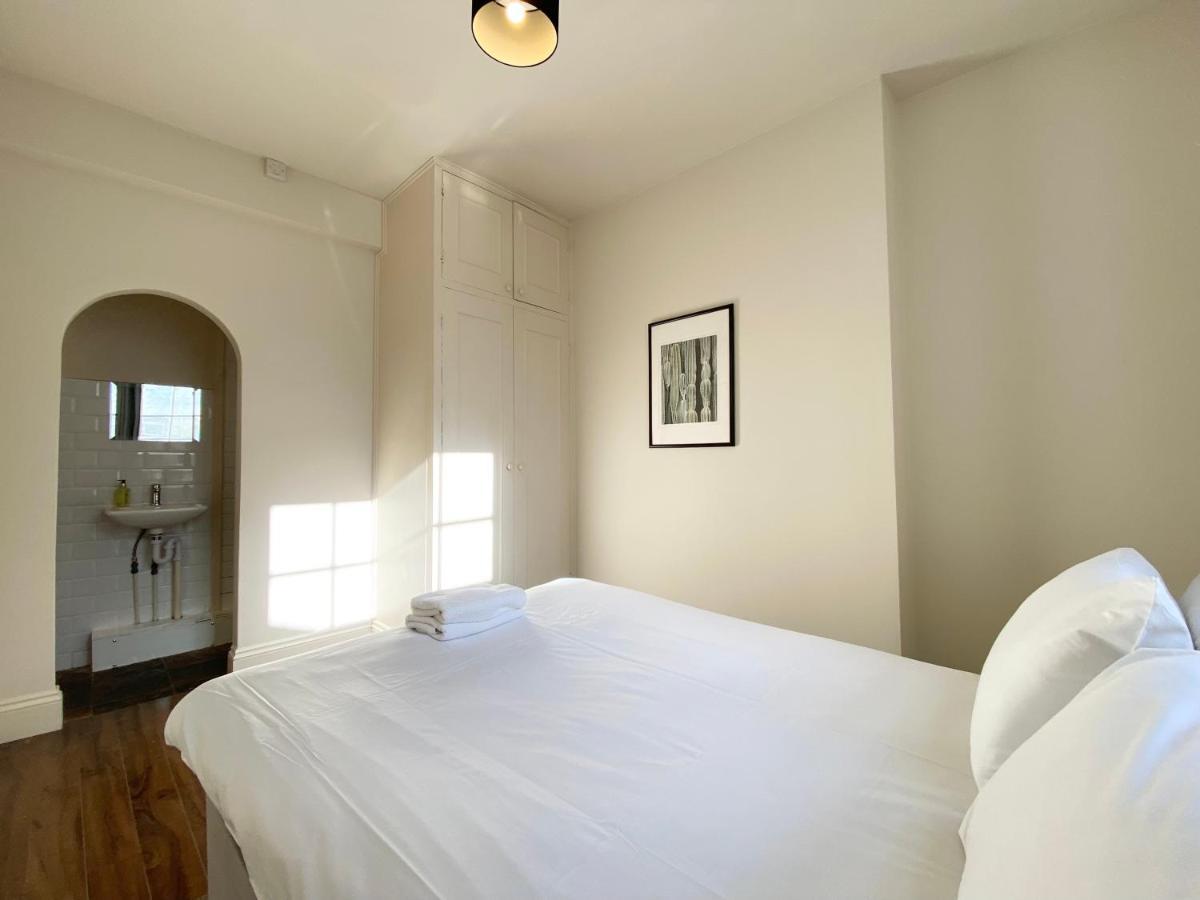 Apartment Stylish Maisonette And In Victoria
