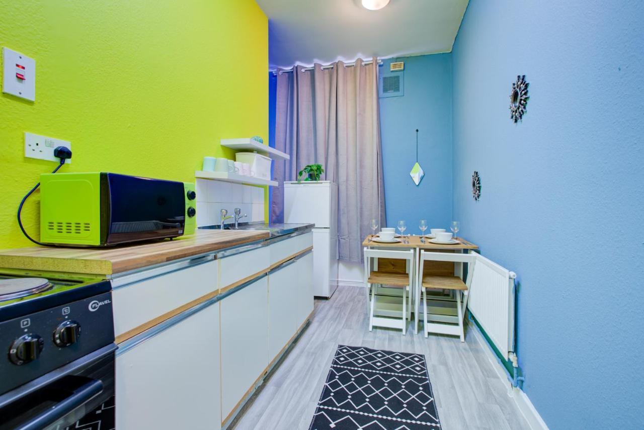 Inviting 2-bed Budget In Apartamento *