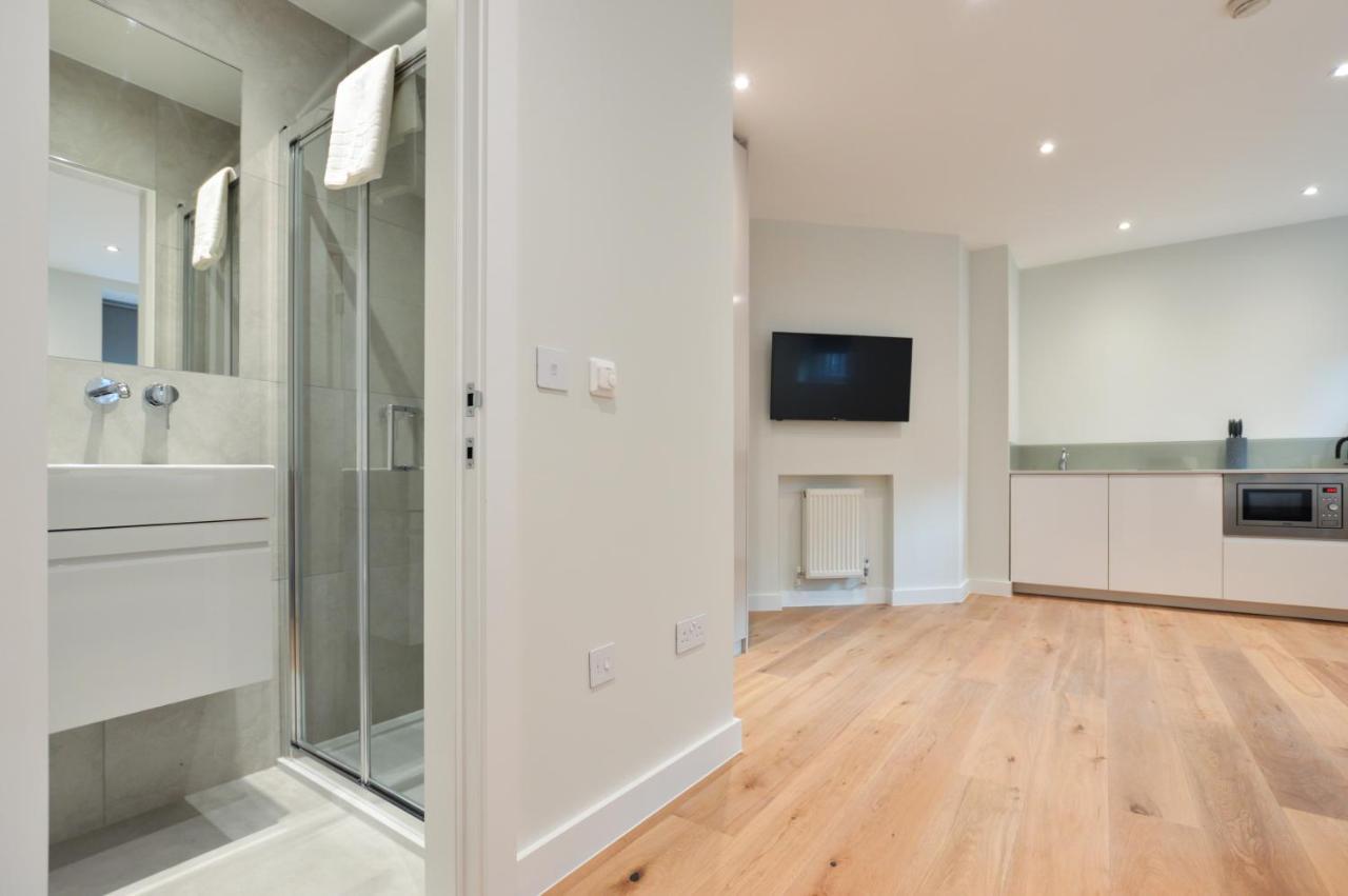 Apartment St House Serviced By Concept London