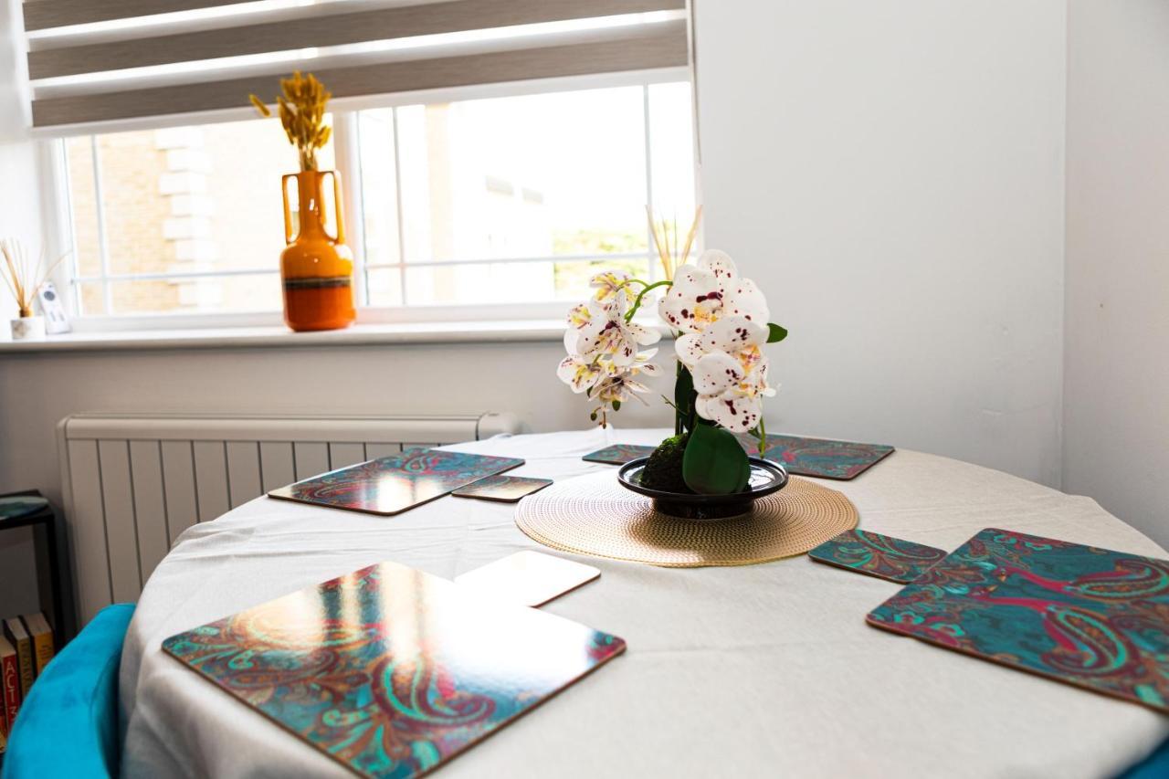 Apartment Pass The Keys - Modern Flat In South