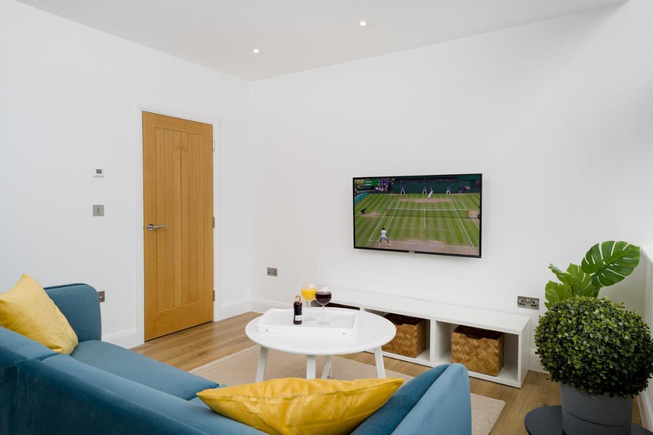 Panther House By Oval Londres