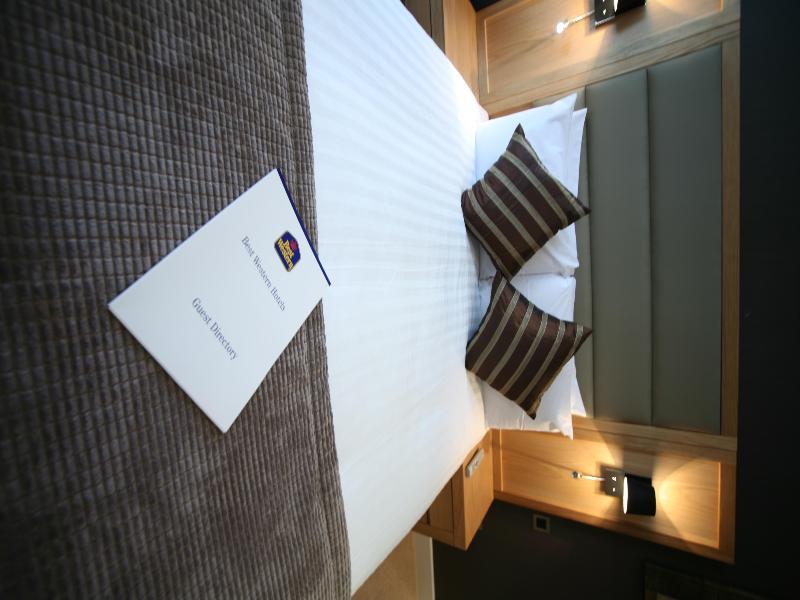 Mornington Kensington, Bw Premier Collection Hotel