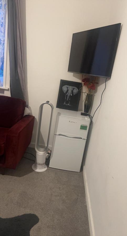 Spacious Double In Prime Location London
