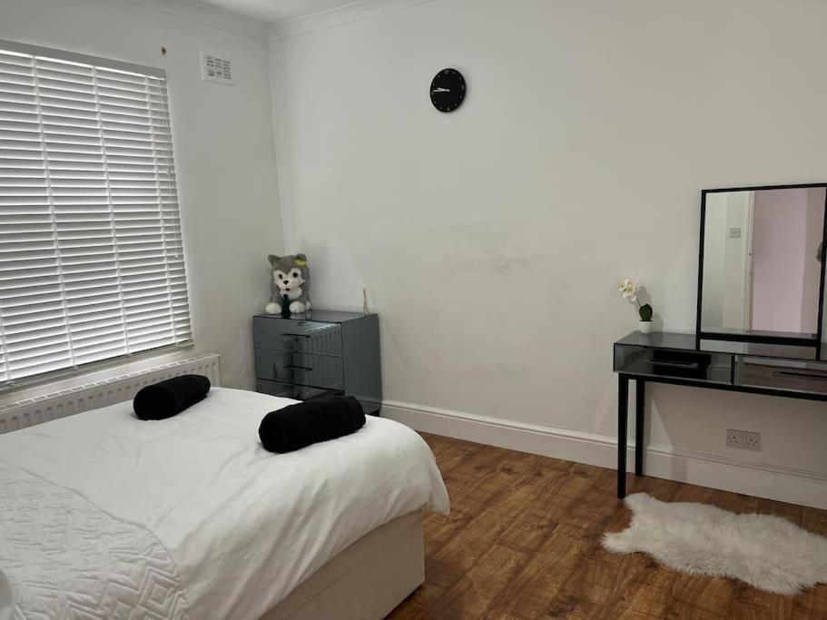 Lovely 1-bedroom With Free Parking & Garden. Apartment