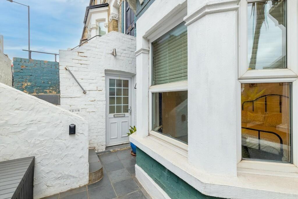 Apartment Lovely West Entire London