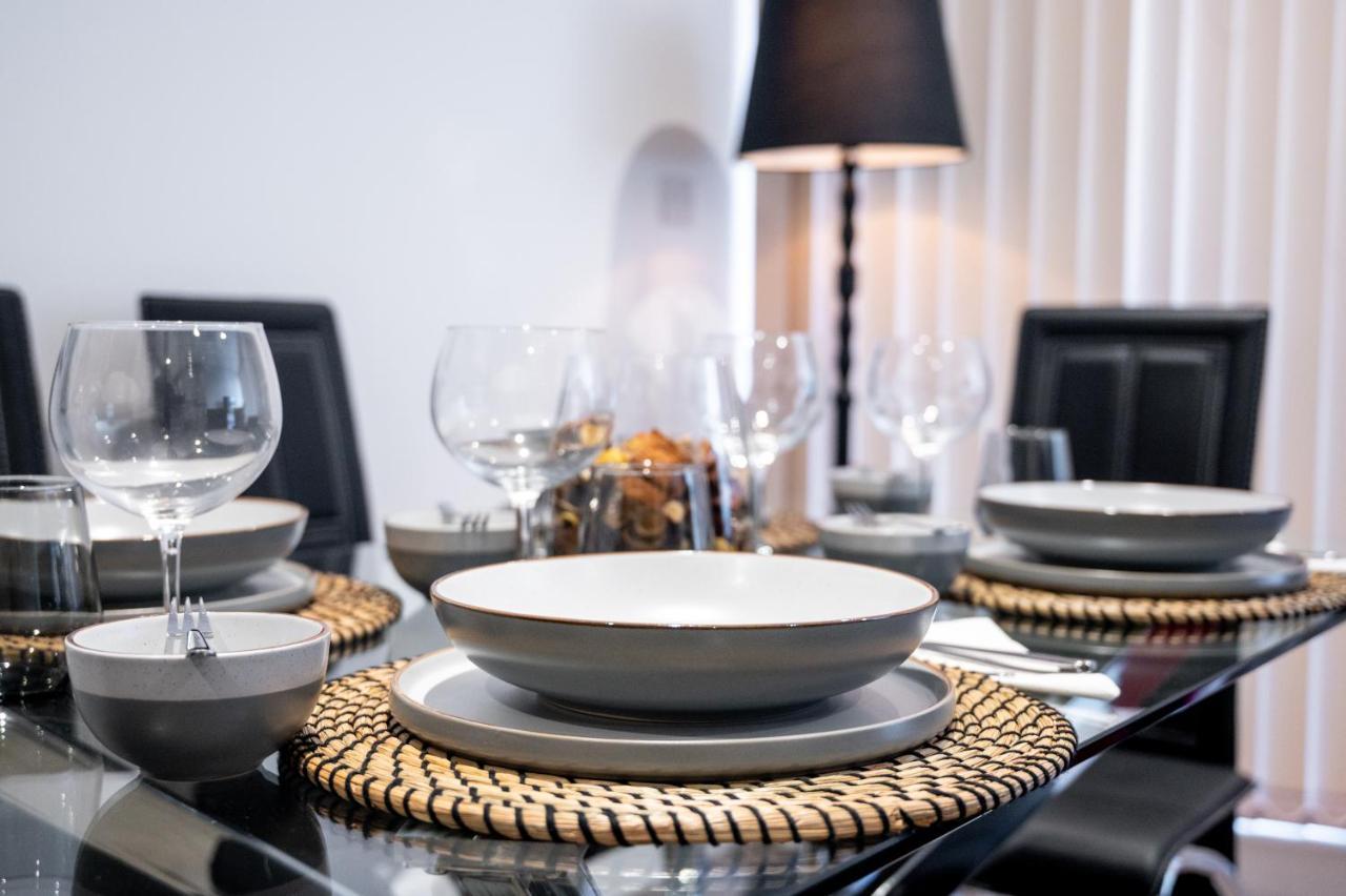 Apartment Luxury 2 Bedrooms - 2 Bathrooms - F5 *