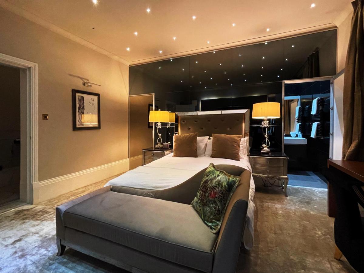 Elizabeth's Place - London's Hidden Gem Apartment