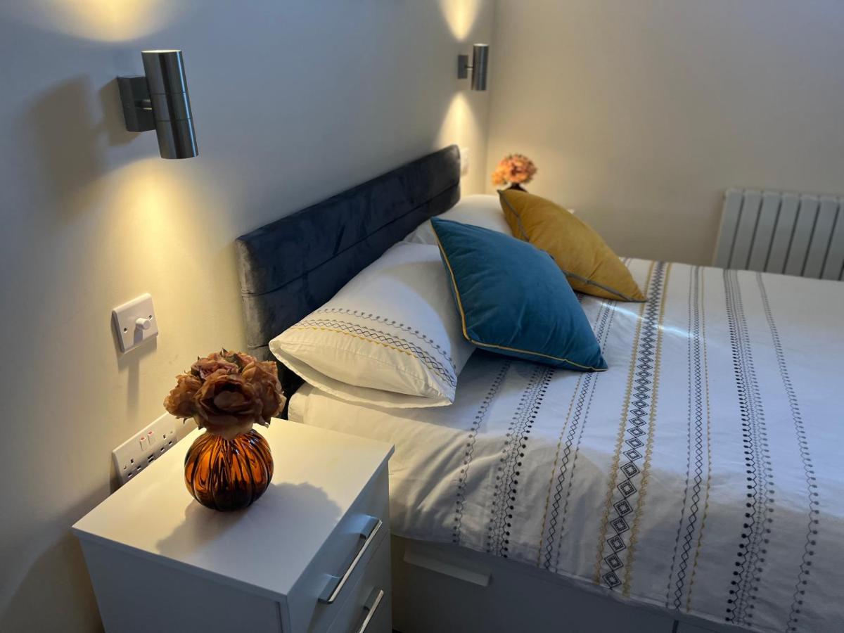 Apartment Pods Of Kings Cross -1 London
