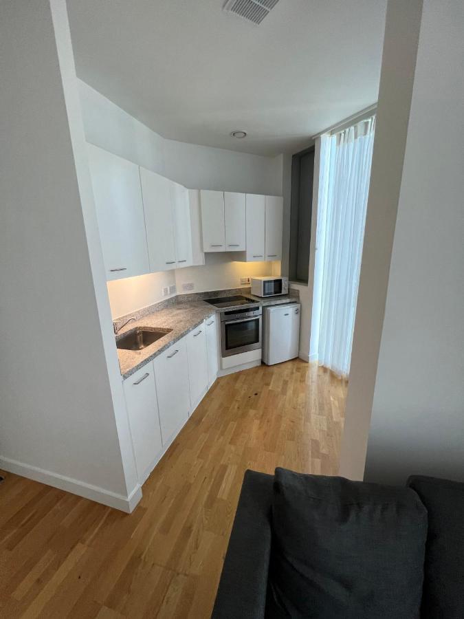 Studios, And Private Bedrooms With Shared Kitchen At Chapter Kings Cross In Apartment London