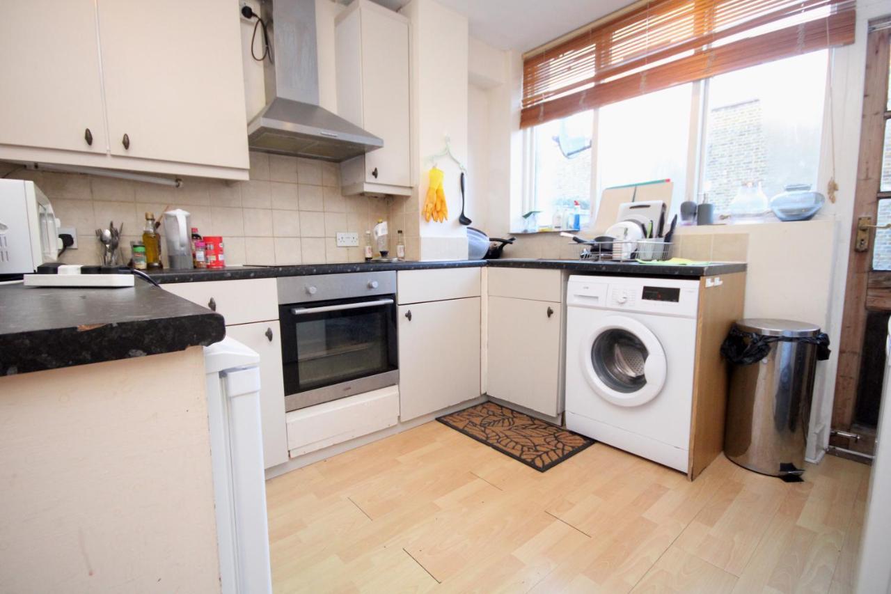 Apartamento Three Bedroom Flat With Garden In Fulham Londres