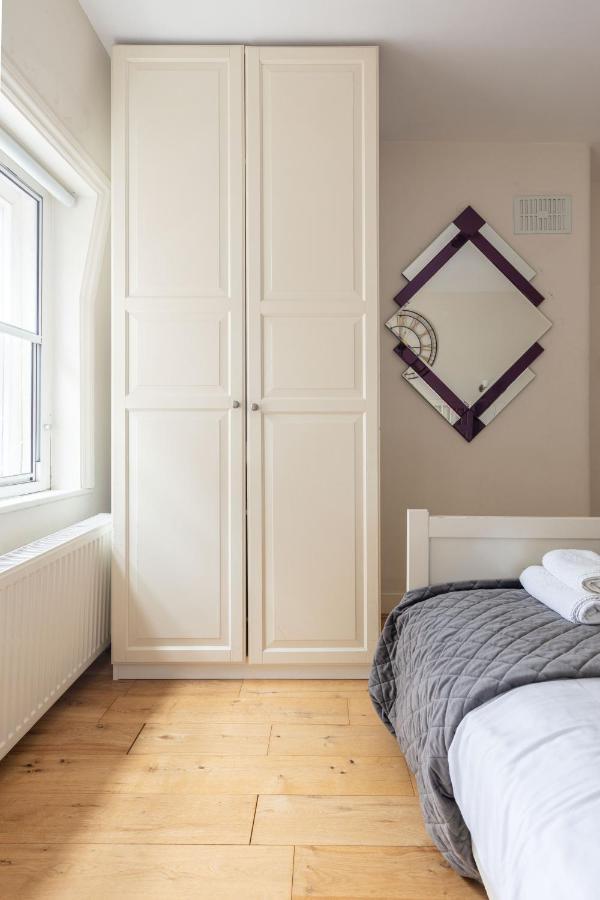 Spacious 1 Bed Oxford Street - Sleeps 4 Apartment