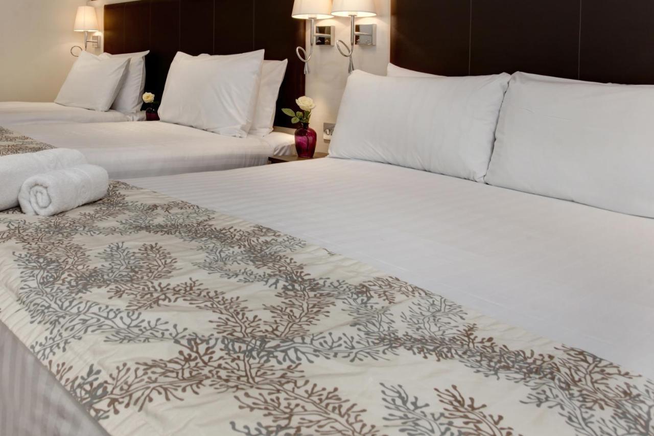 Western Chiswick Palace&suites Hotel 3*