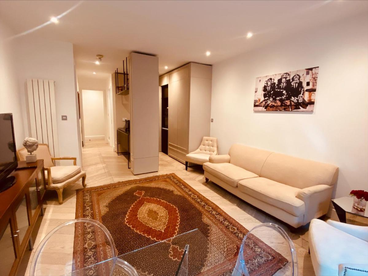 Kensington Garden - 2 Bedrooms Apartment
