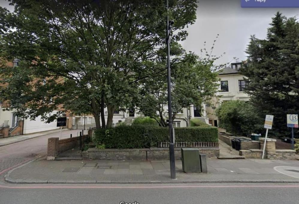 Cute 3 Bedroom Flat In Islington + Parking Apartment *