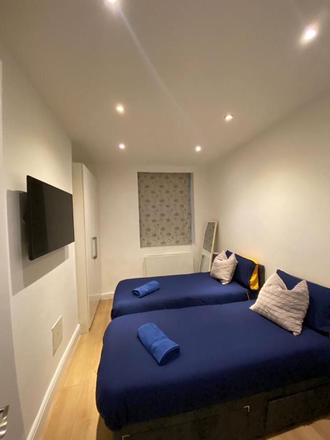 Elegant 2 Bed Flat In Chiswick Apartment London