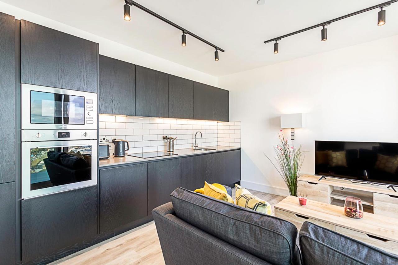 Icon Tower Flat Vi Apartment