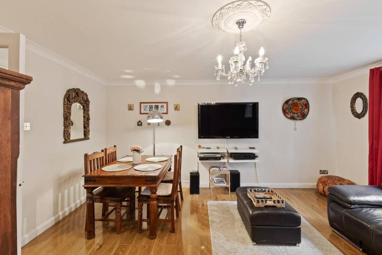 Apartamento Beautiful And Cosy 2 Bedroom Flat *