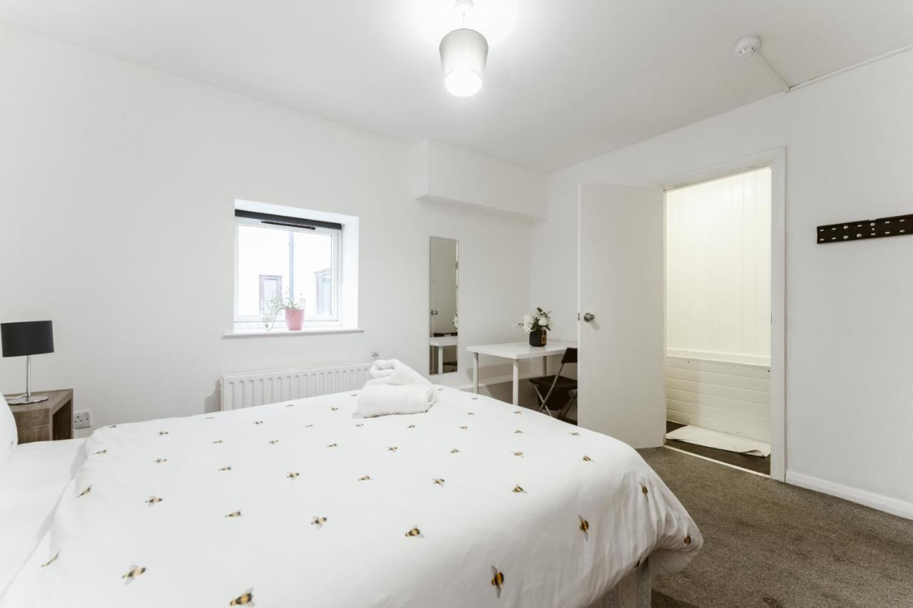 Whitechapel En-suite Beds To Guest house