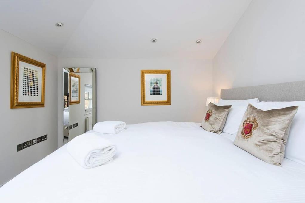 Apartamento Recently Redecorated Bright And Spacious 1br Flat In West