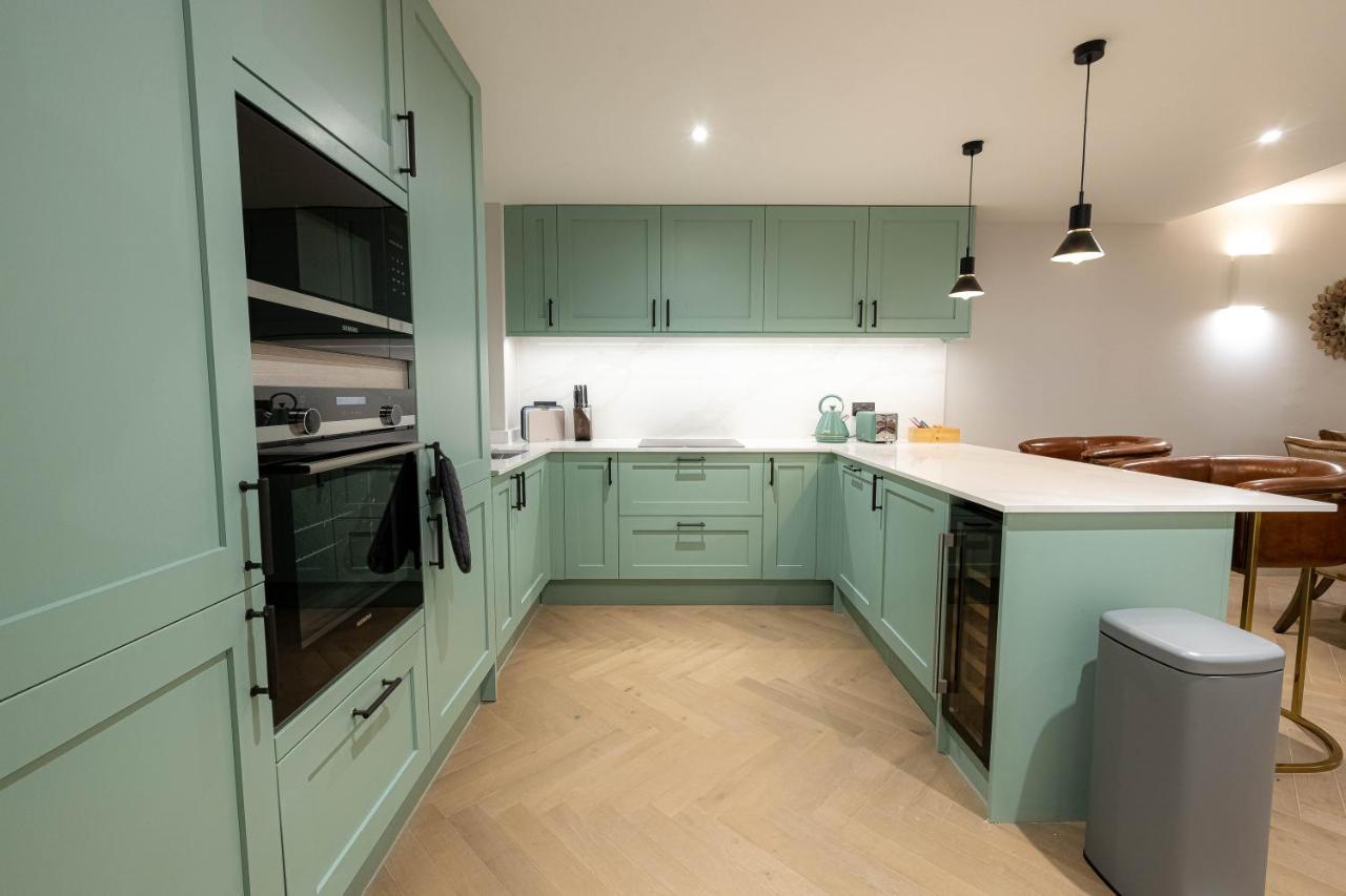 Three Bedroom Near Brick Lane By Belvilla London