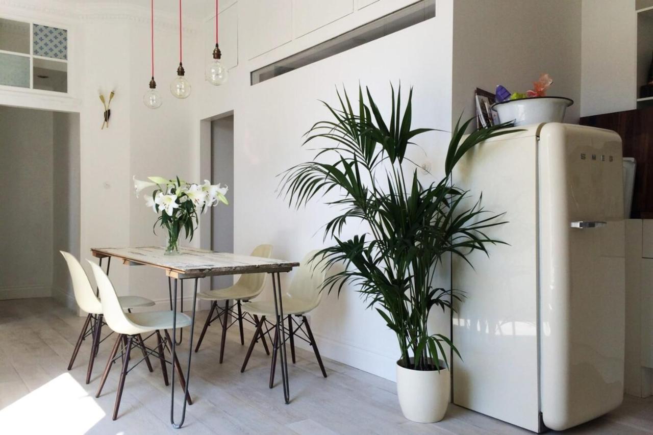 Apartment Beautiful Canalside 1-bedroom Flat With Terrace