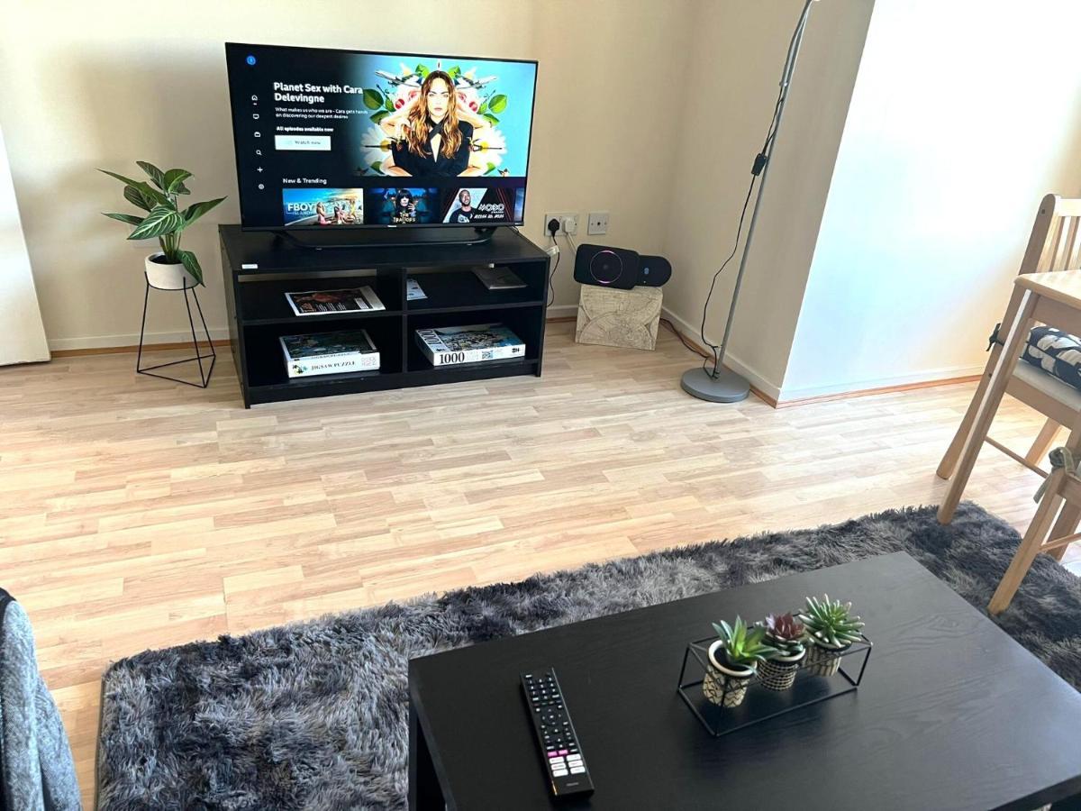 Stunning 1 Bed Apt With Views Of The Shard & Eye Apartment *
