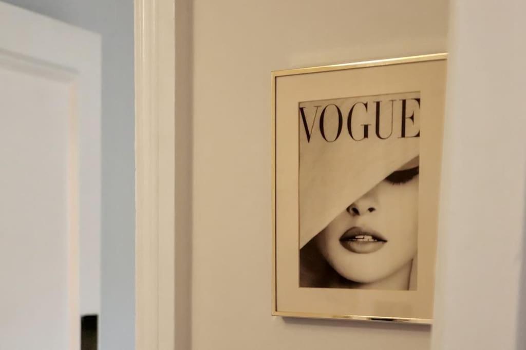 Chic One Bedroom Chelsea Apartment *