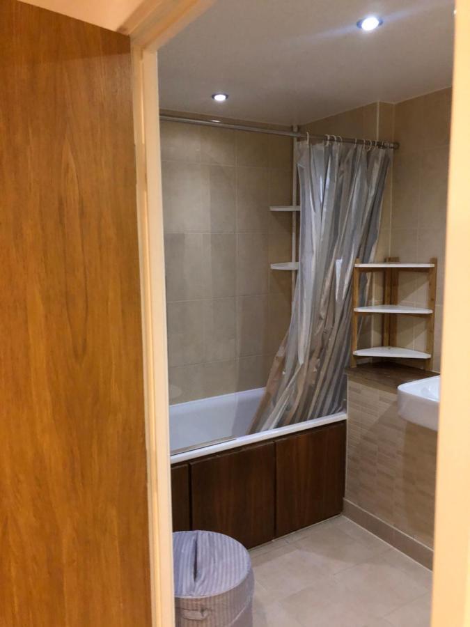 Lovely In Modern Hospedagem domiciliar Londres