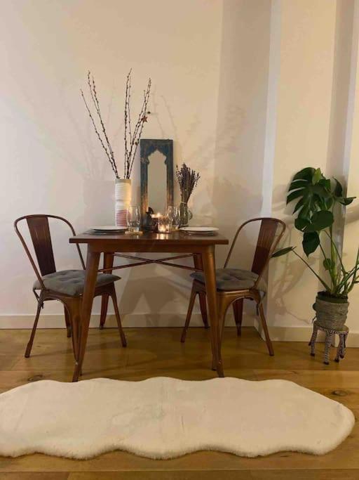 Spitalfields Market Penthouse Flat With Balcony Apartment *