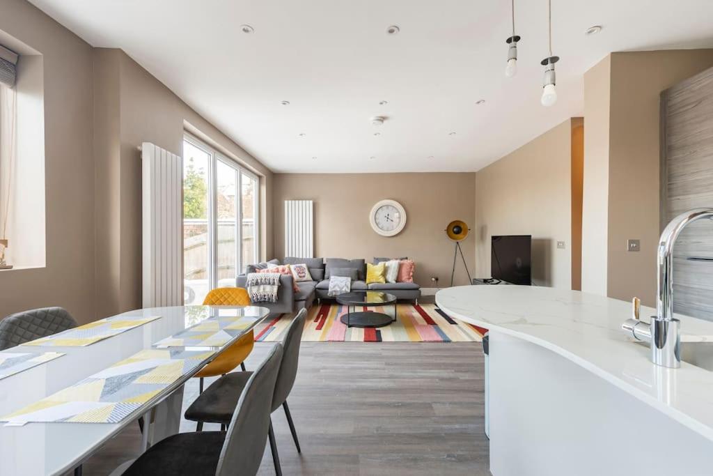 Luxury Garden Flat *