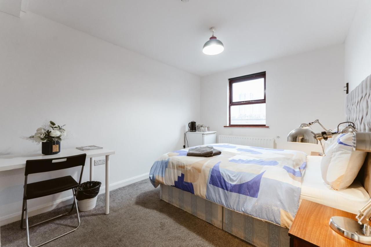 Whitechapel En-suite Beds To Guest house *