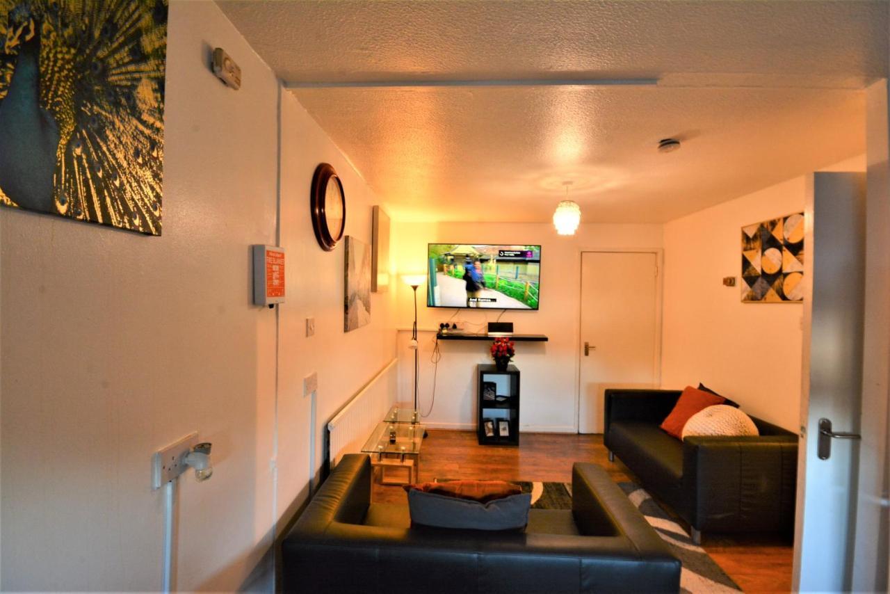 2 Bedroom Near Excel Exhibition Centre Apartamento