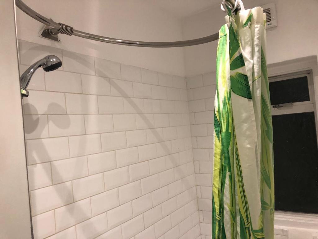 Apartment Clapham 1 *