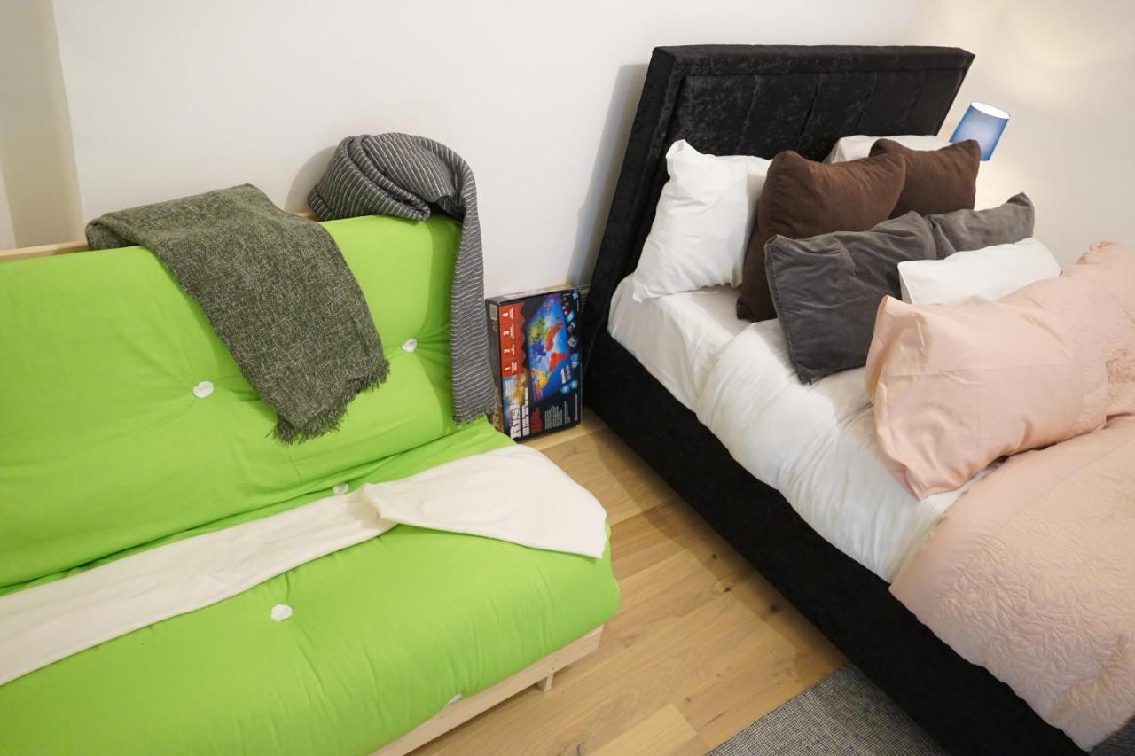 Apartment 3 Bed 2 Bath *