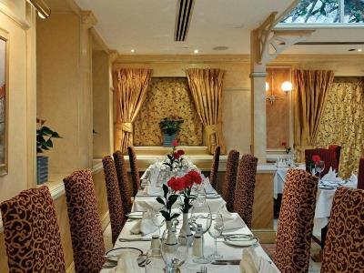 Rochester By Blue Orchid Hotel 4*