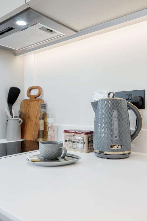 Newly Refurbished Luxury 2-bed Flat Whole 2mins To Paddington Station Apartment