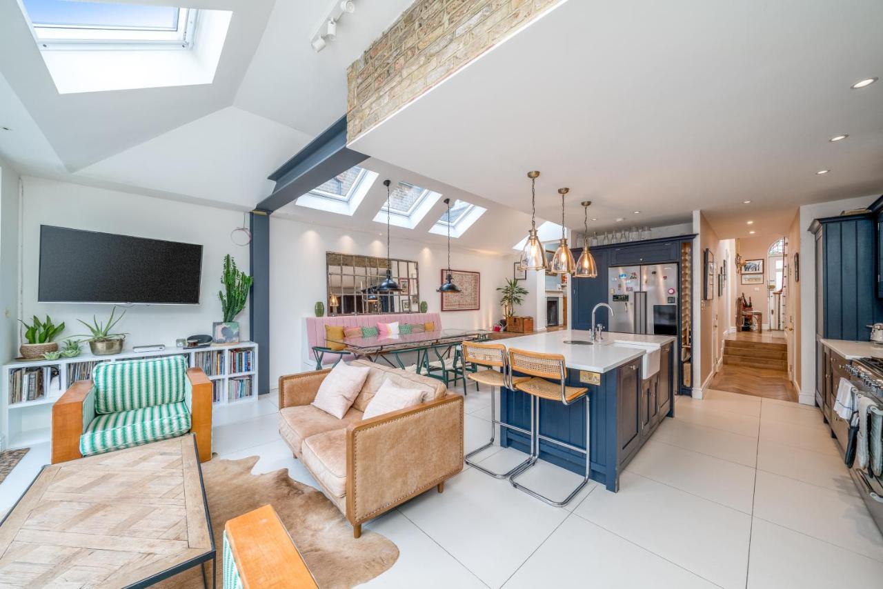 Joivy Splendid 4 Bed, 4 Bath House With Garden, Shepherds Bush * London