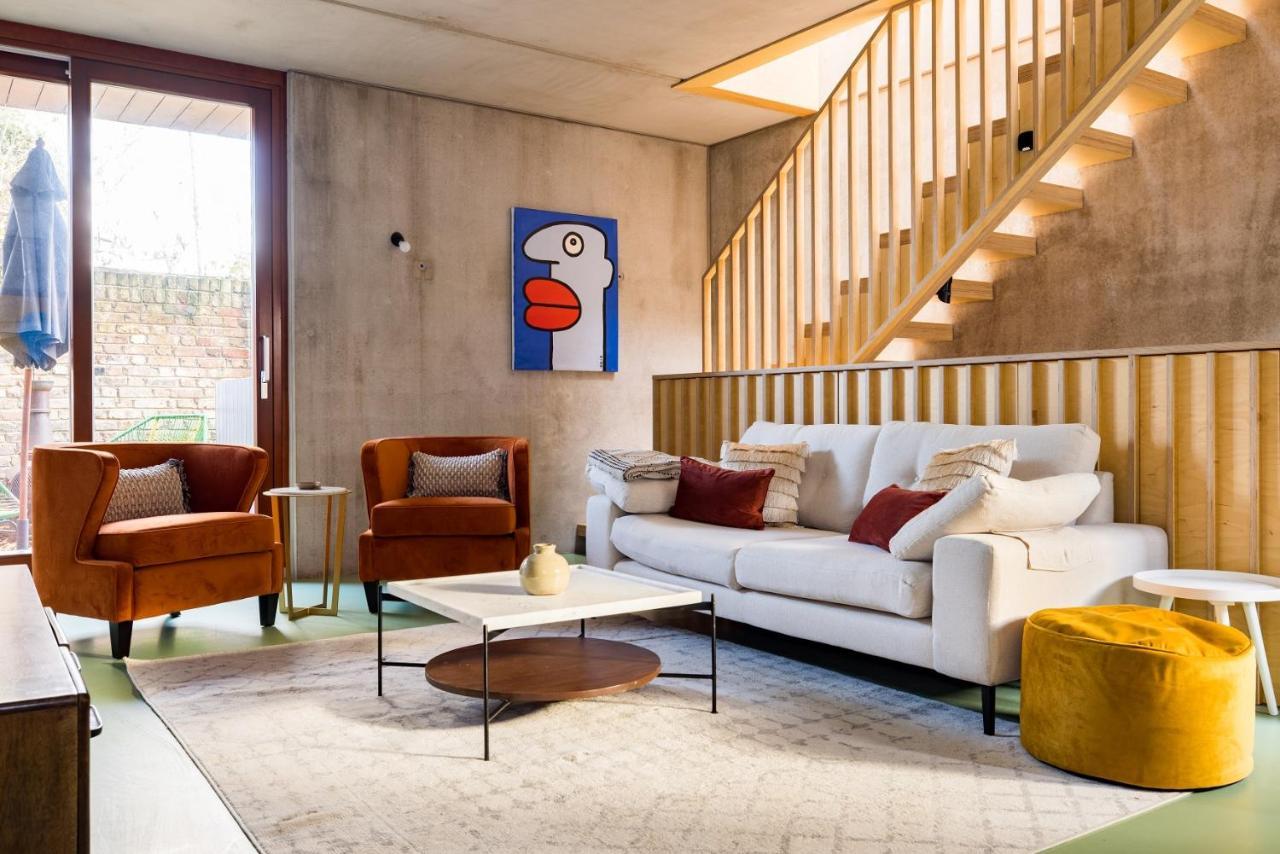 The Victoria Park Sanctuary - Stunning 2bdr Flat *