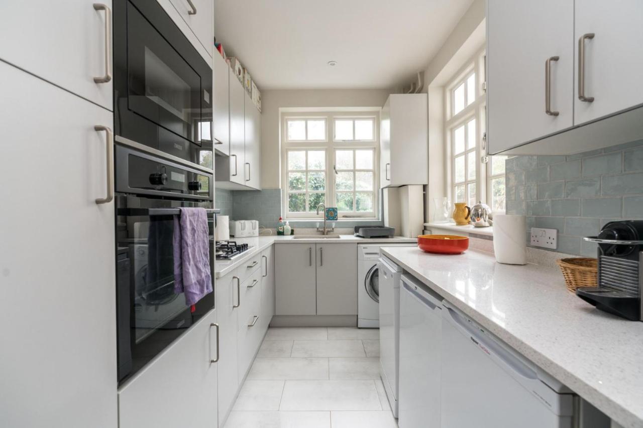 Charming 2bd Garden House - Hammersmith Ferienhaus *