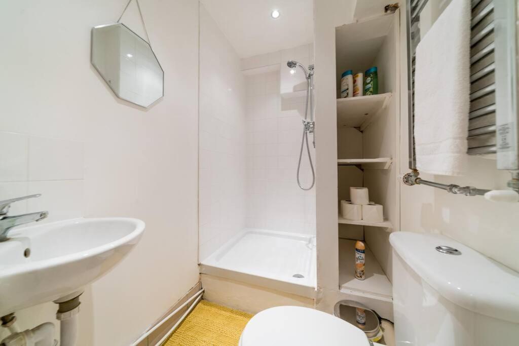 Cozy 3 Bed Flat In The Heart Of Broadway Market *